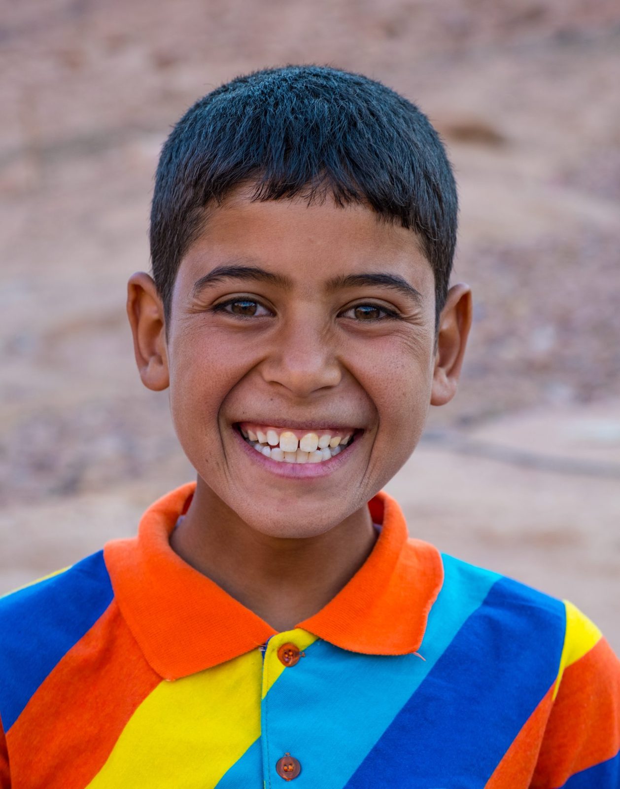 Make Someone Happy – travel portraits photography by Amr El Hadeka, image 3 of 8