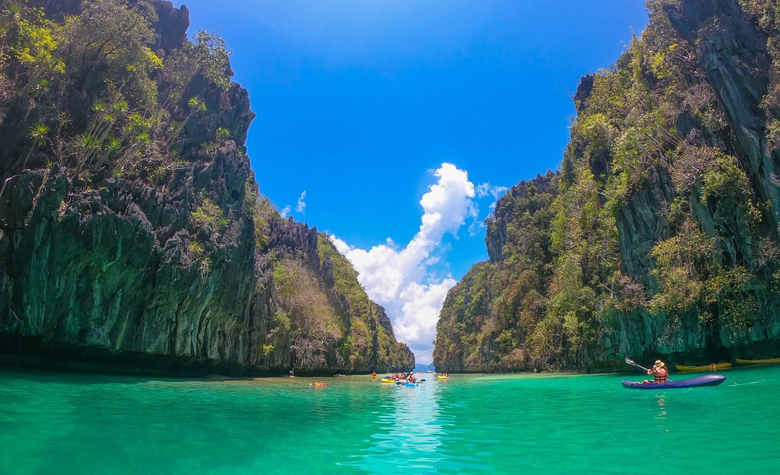 Philippines – travel photography by Amr El Hadeka, image 6 of 13